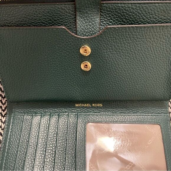 Michael Kors Double Zip Wallet/Phone Case Wristlet Green Leather - Picture 8 of 14